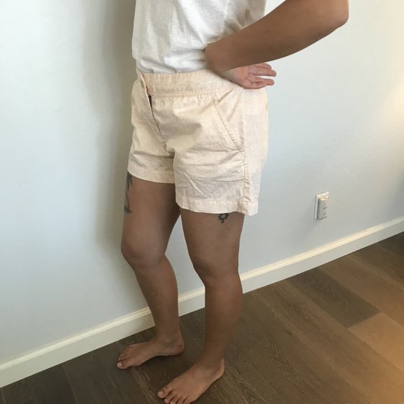 **SOLD ELSEWHERE: Women's shorts (LOFT, size 8) - Picture 2 of 8